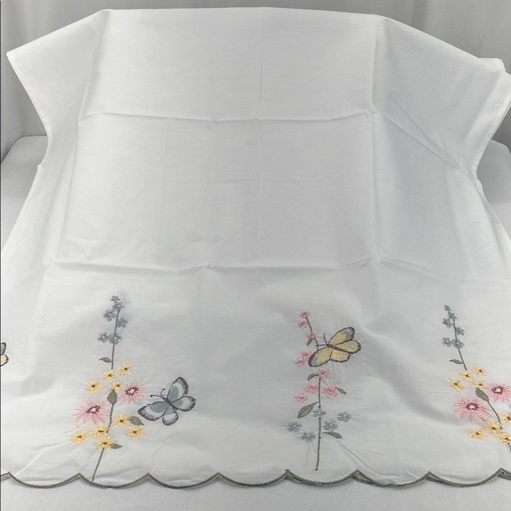 Floral Embroidered Curtains Scalloped Edge Cottagecore Fairycore Butterfly 37” L